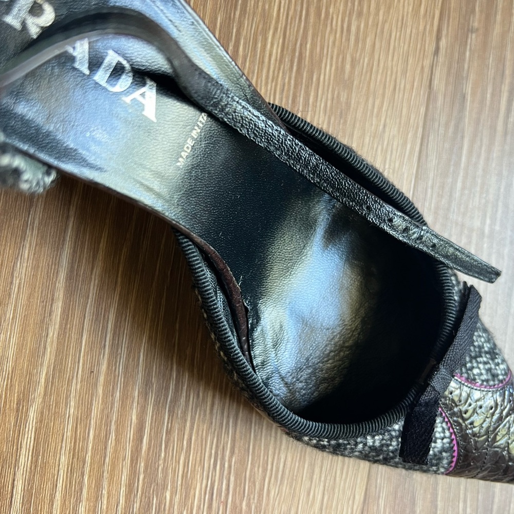 Prada Women's Black and Brown Textured Heels - Picture 4 of 4